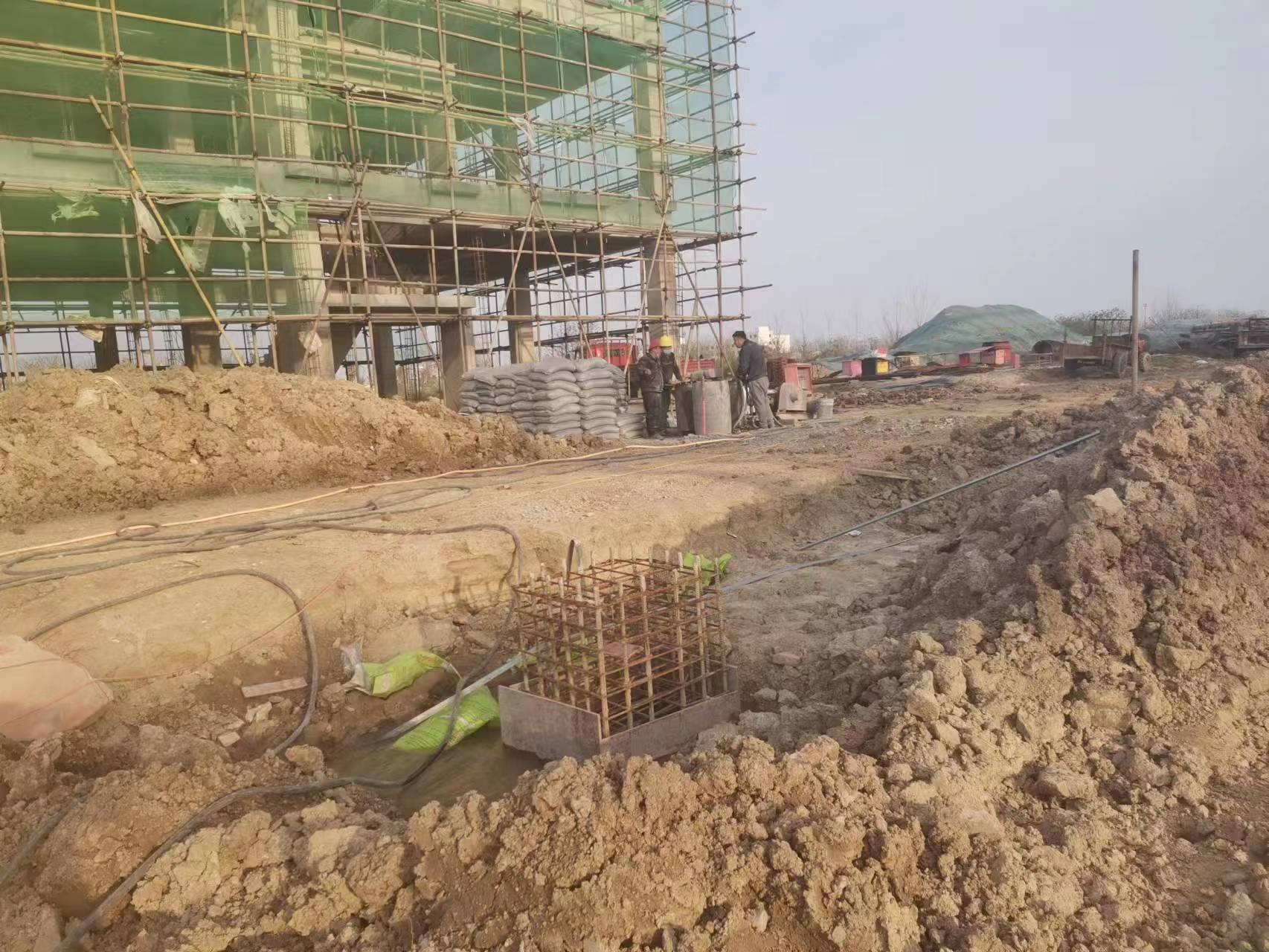 东阿当桥梁出现裂缝的时候应该及时加固修补